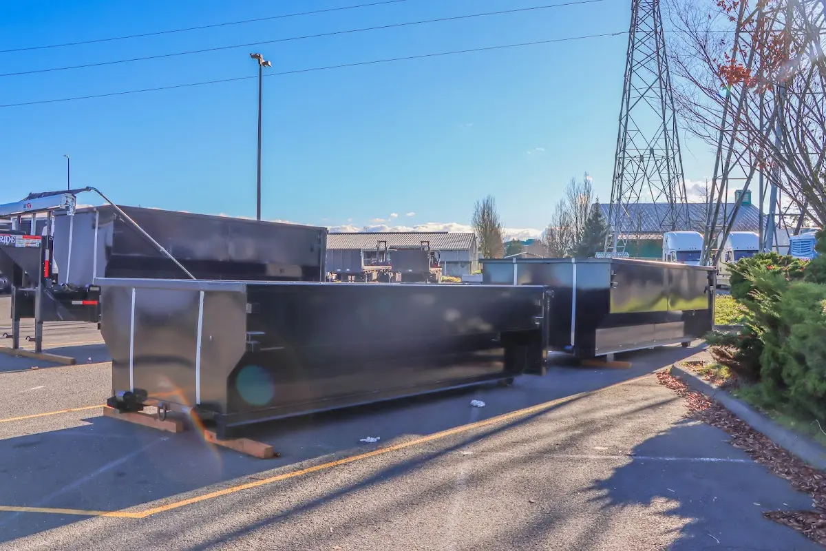 Professional dumpster rental and junk removal service in Eucalyptus Hills